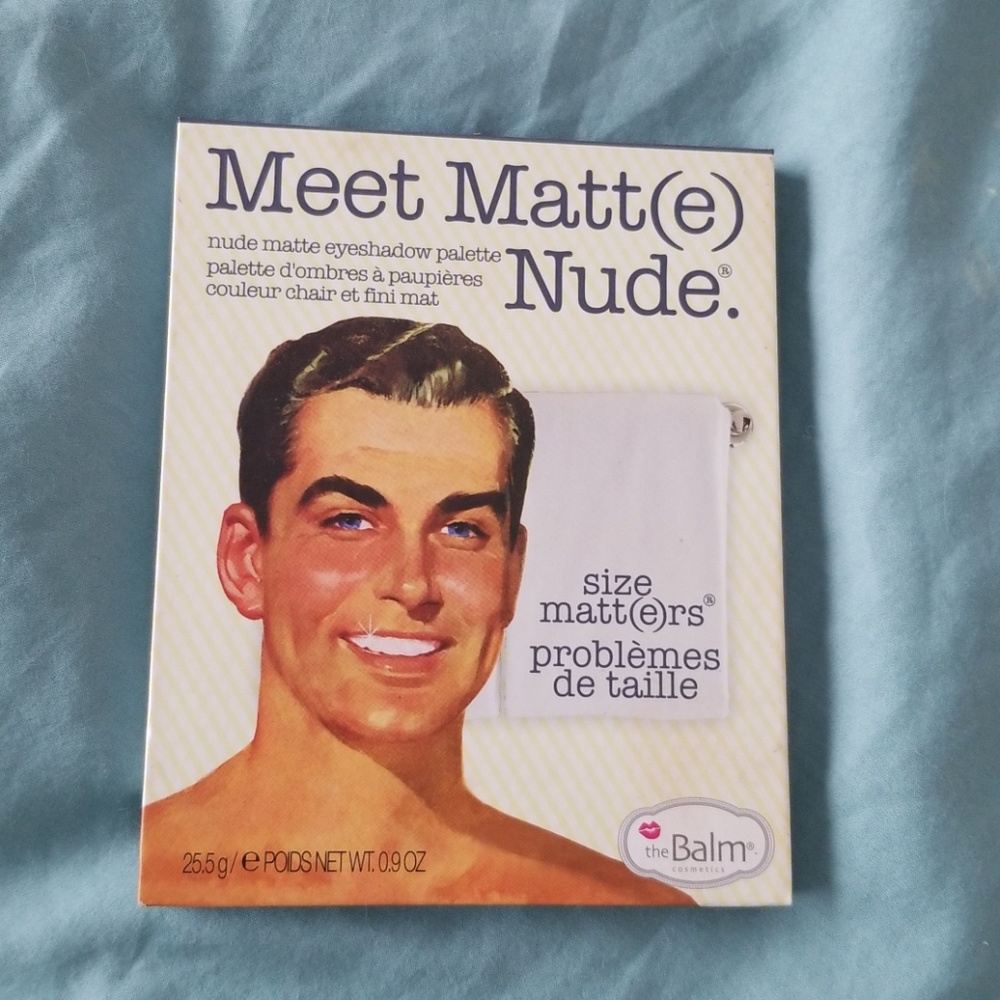 Meet Matt Nude Eyeshadow Palette
